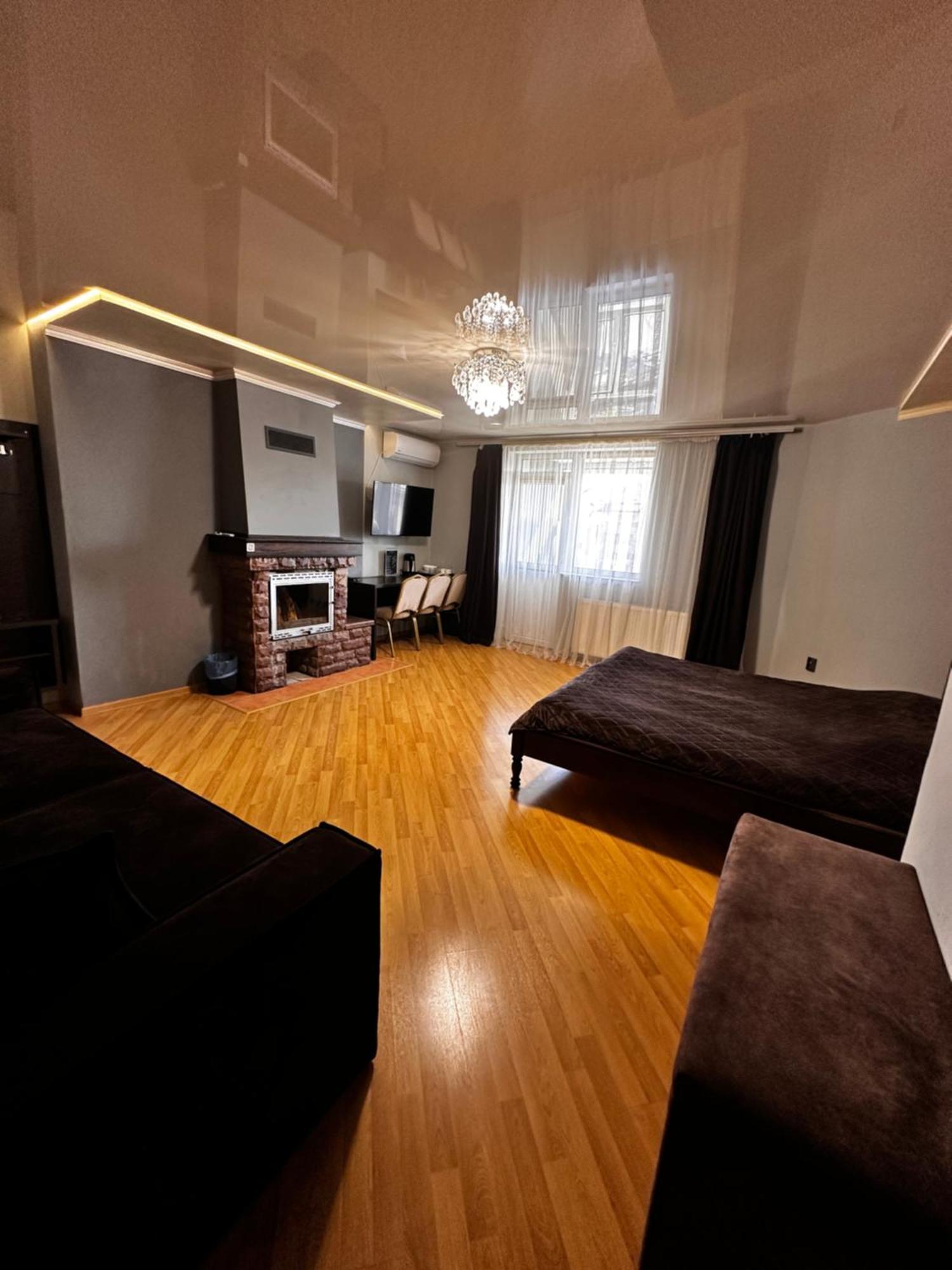 Like Hotel Коломия Екстер'єр фото